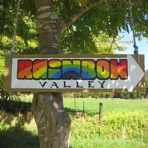 Rainbow Community & Backpacker accommodation, Golden Bay, New Zealand